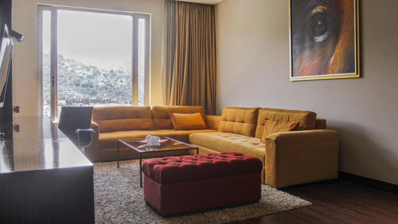 Holiday Inn Bucaramanga Cacique By Ihg Exteriér fotografie A living room