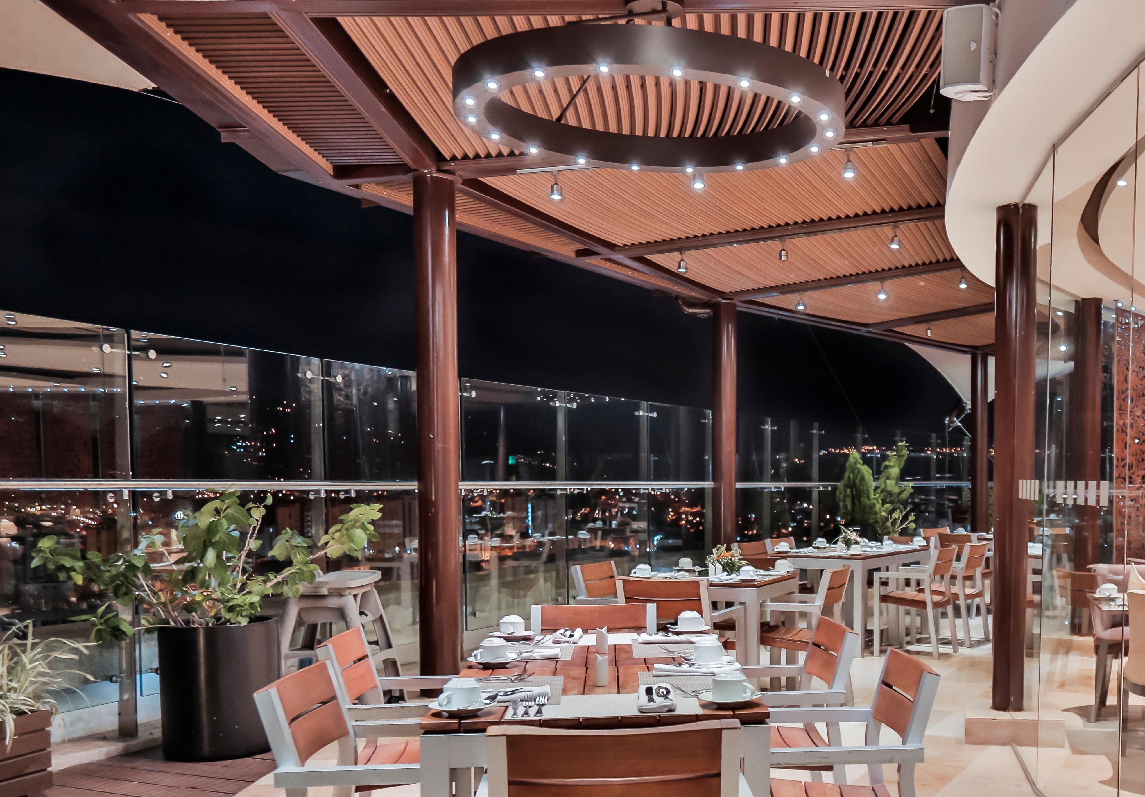Holiday Inn Bucaramanga Cacique By Ihg Exteriér fotografie The Deck