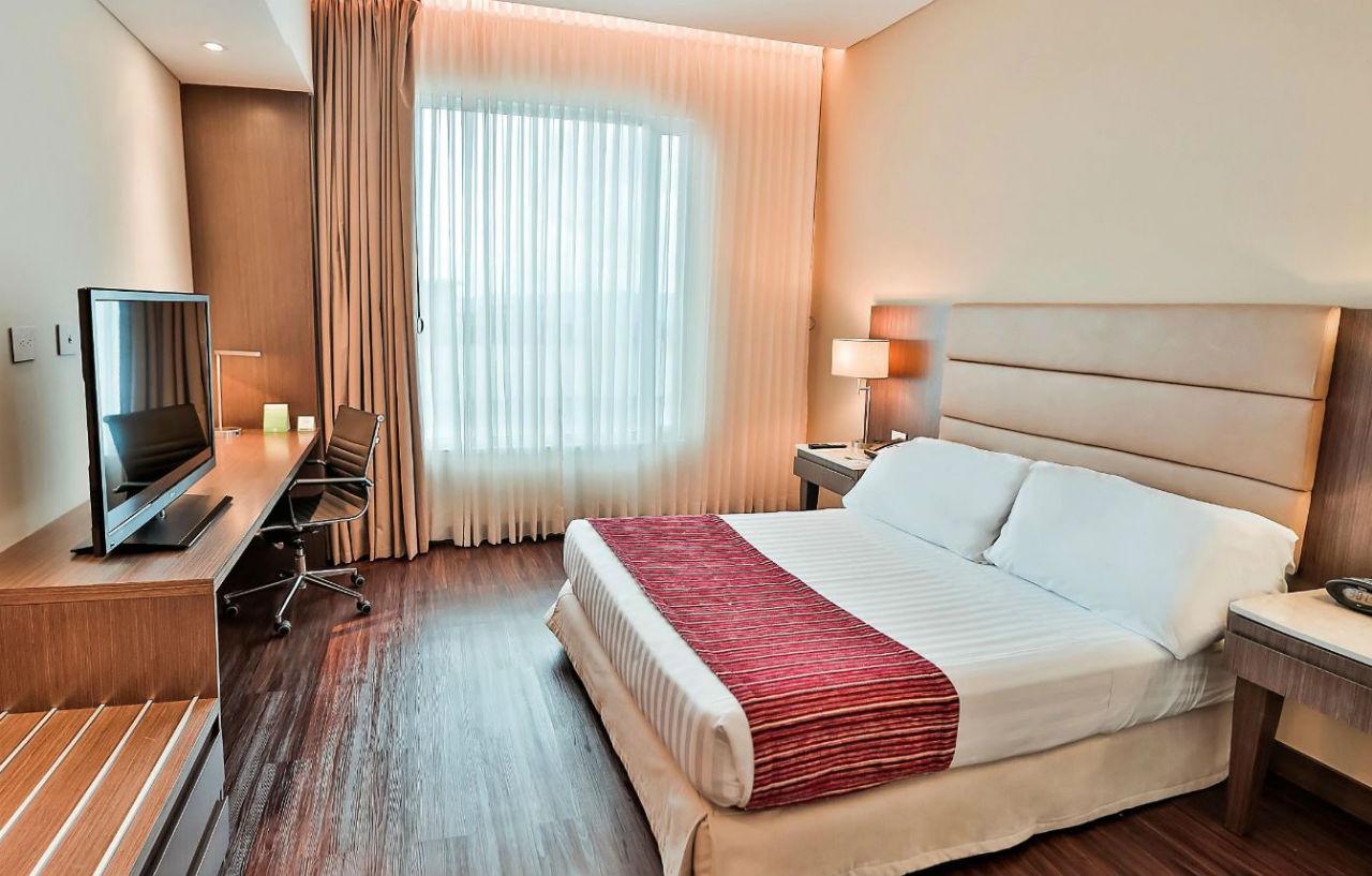 Holiday Inn Bucaramanga Cacique By Ihg Exteriér fotografie A room at the hotel