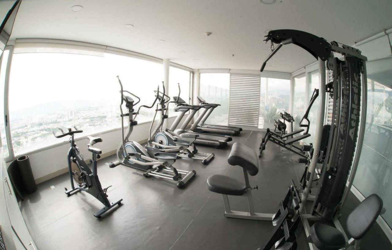 Holiday Inn Bucaramanga Cacique By Ihg Exteriér fotografie A gym in a hotel